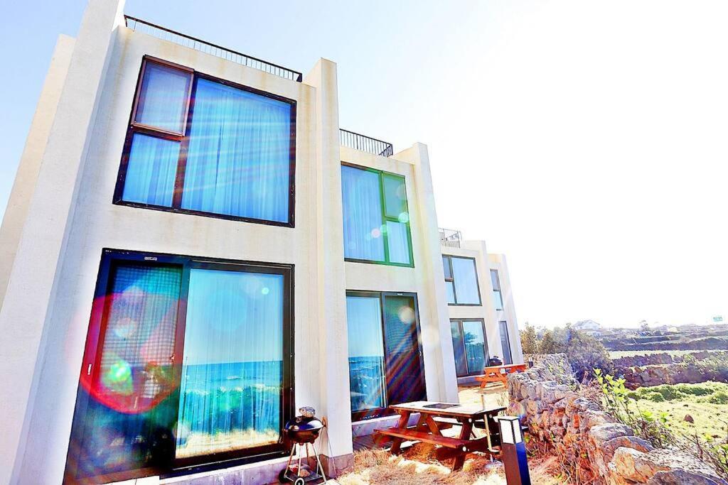 Coveted Palms Village Pension Jeju Extérieur photo